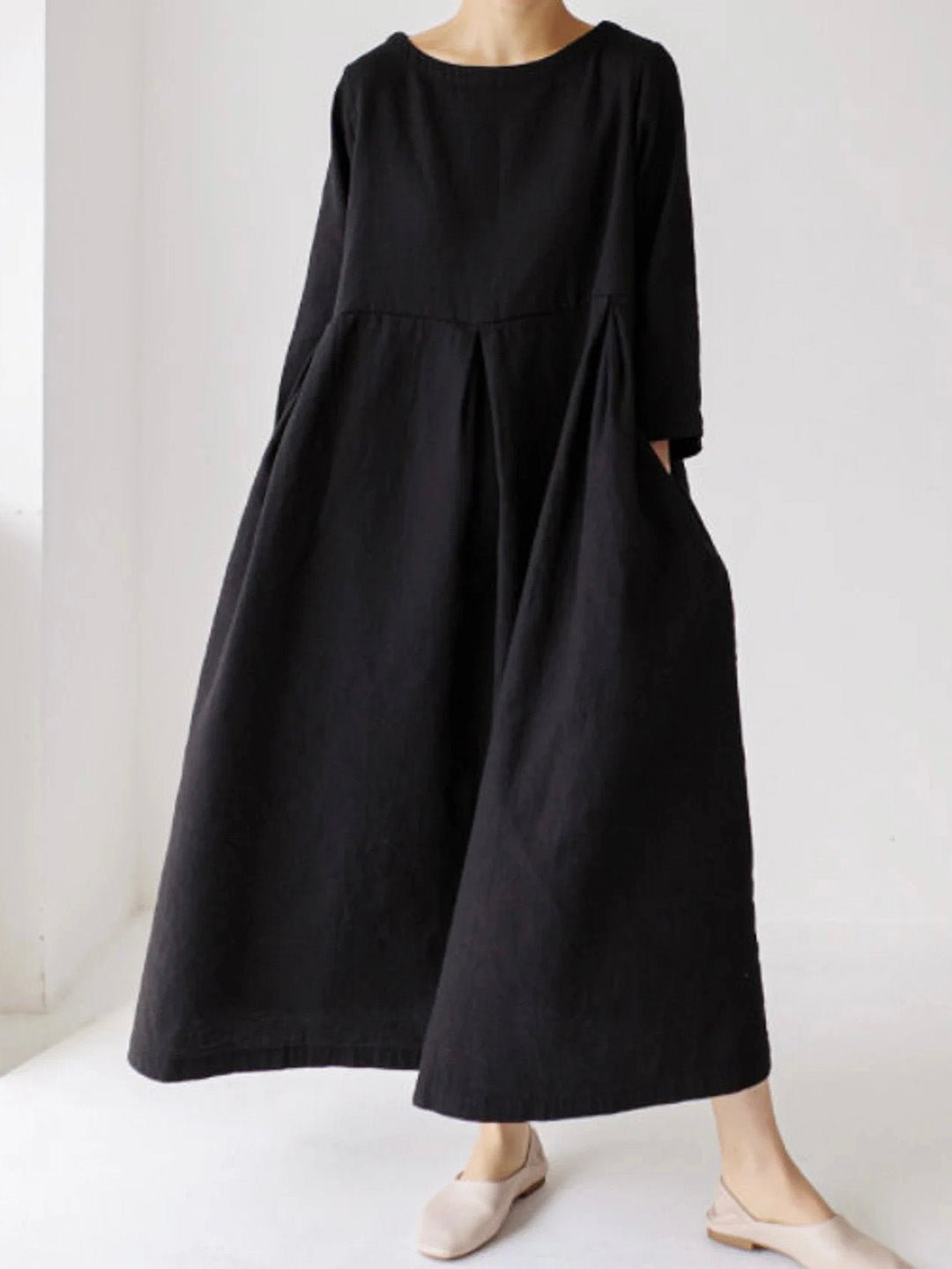 Moira | Dame Plisseret Oversized Maxikjole Med Rund Hals 11