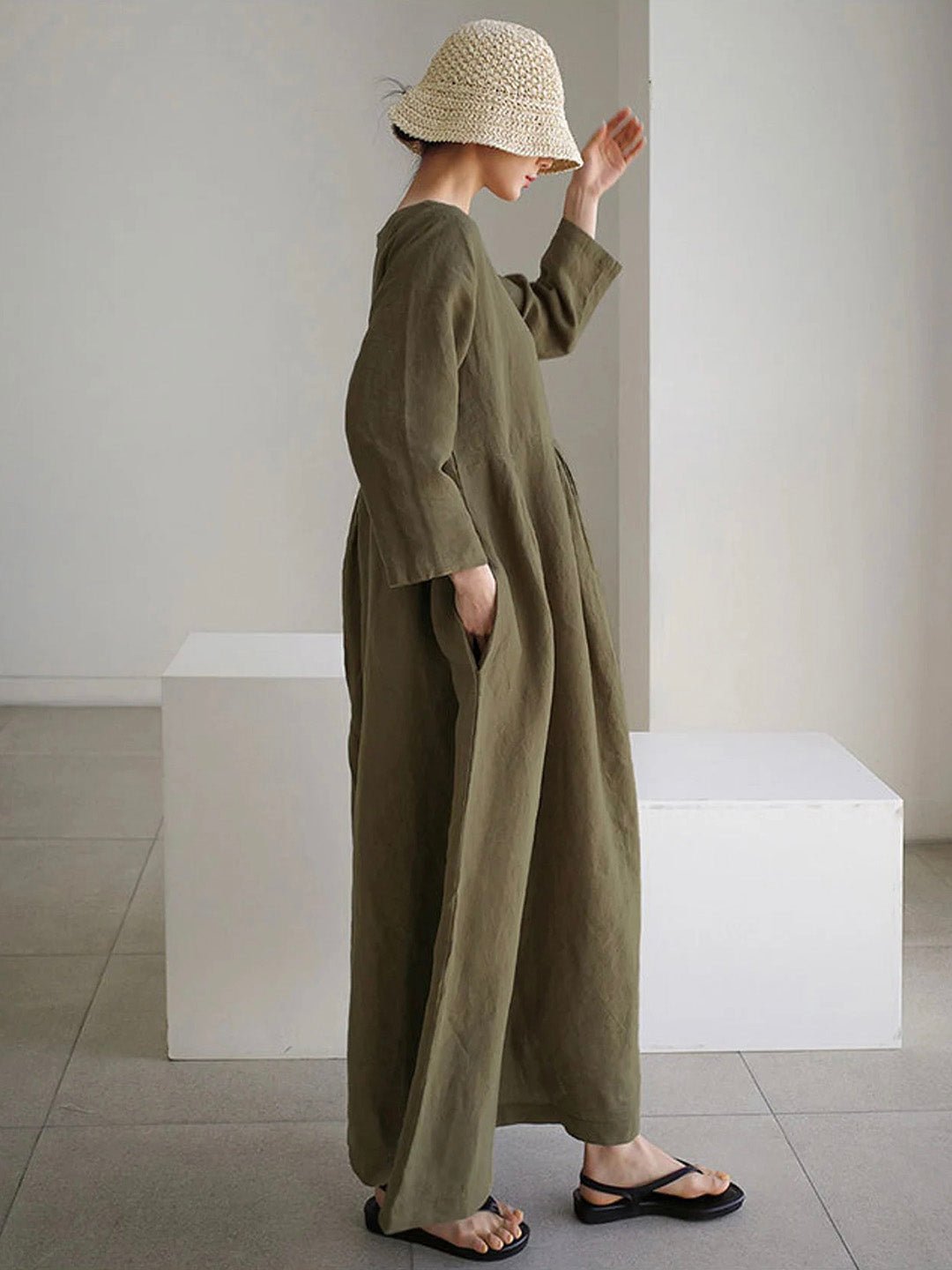 Moira | Dame Plisseret Oversized Maxikjole Med Rund Hals 7