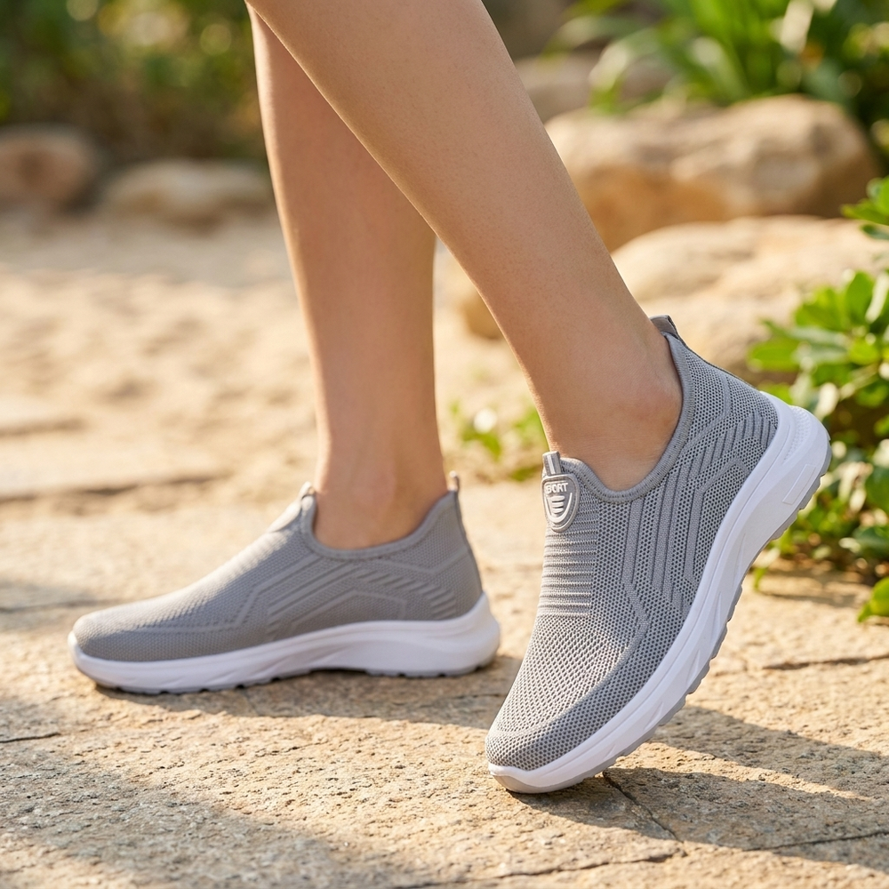 Sienna | Dame Strikket Slip-On Letvægtssneakers 1